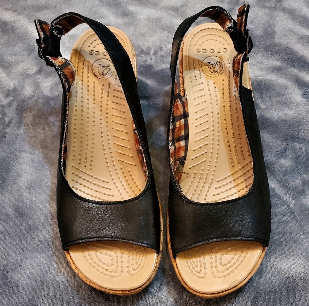CROC Black Wedge Sandals Size 9